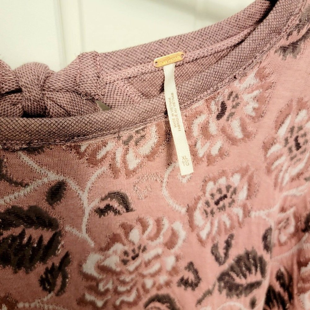 Free People No Ordinary Top Size XL Smoked Pink Combo Open Back Sweater NWT $128 - Picture 4 of 11